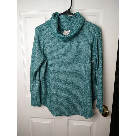 St. Johns Bay Green Waffle Turtleneck Long Sleeve Curved Hemline Top. Size PL - Picture 1 of 11